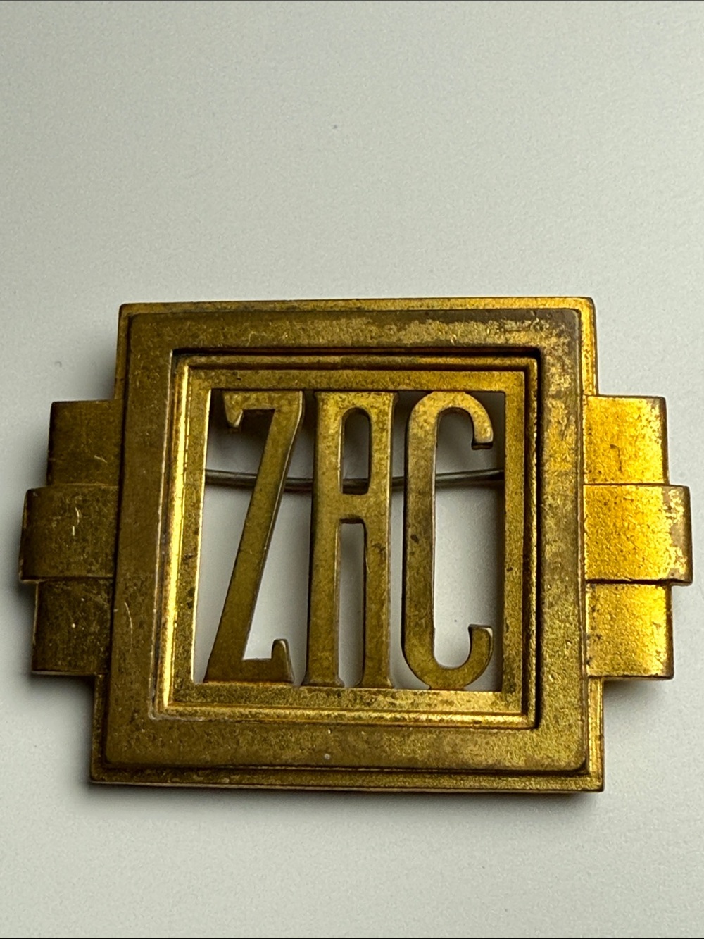 Antique ZAC Gold Tone Monogram Brooch art deco circa 1920’s brass distressed - Picture 3 of 10